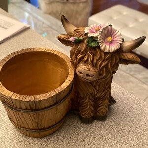 High land cow planter